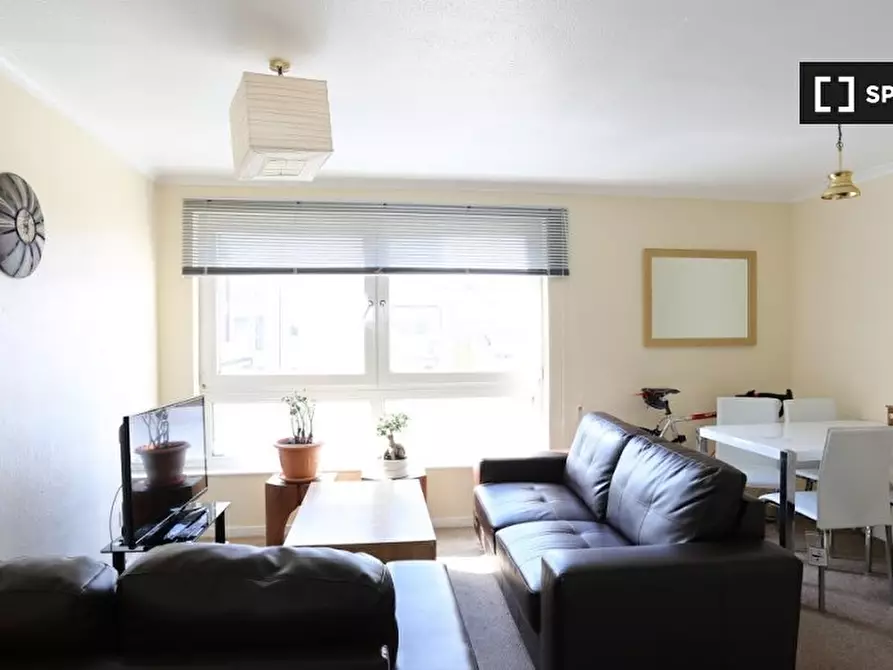 Immagine 5 di Camera condivisa in affitto  in Wager Street a Poplar