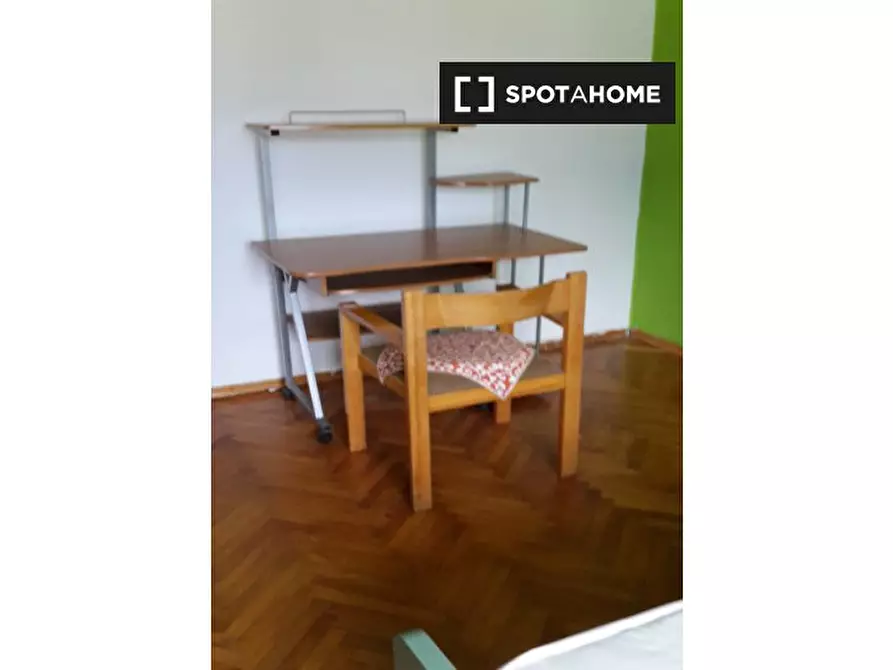 Immagine 3 di Camera condivisa in affitto  in Via Castelbarco a Trento