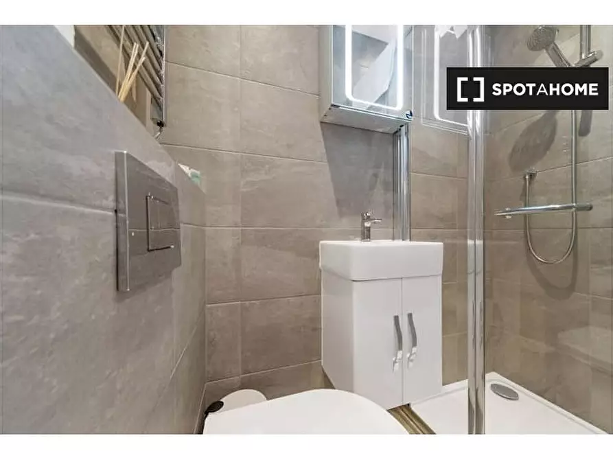 Immagine 7 di Ufficio in affitto  in Flat 32-34 Swinton StLondon WC1X 9NX a Camden Town