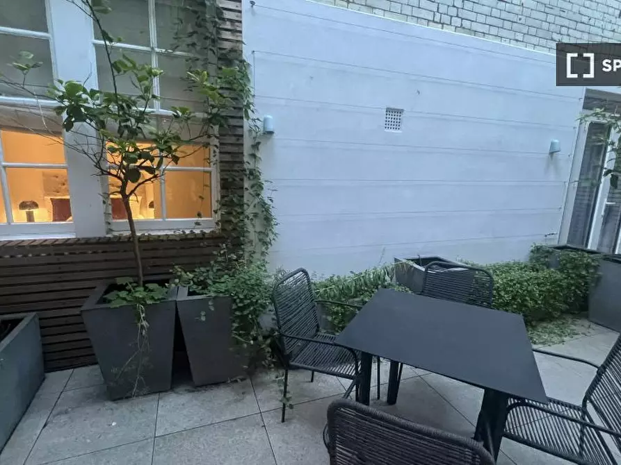 Immagine 17 di Appartamento in affitto  in Green St a 