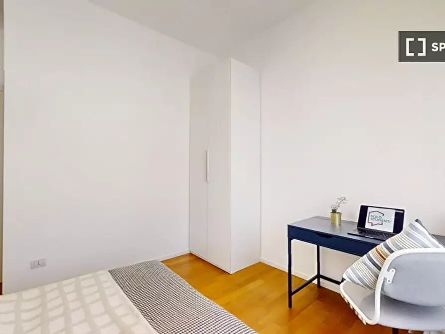 Immagine 5 di Camera condivisa in affitto  in CORSO milano a Padova