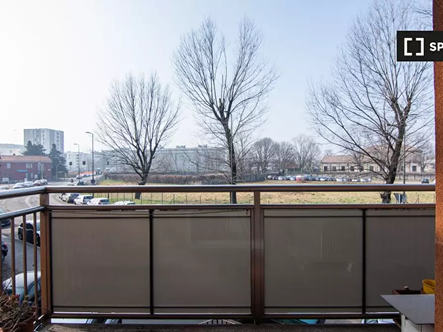 Immagine 6 di Camera condivisa in affitto  in Viale Ungheria a Milano