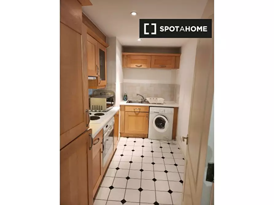 Immagine 3 di Appartamento in affitto  in Royal Westminster Lodge a 