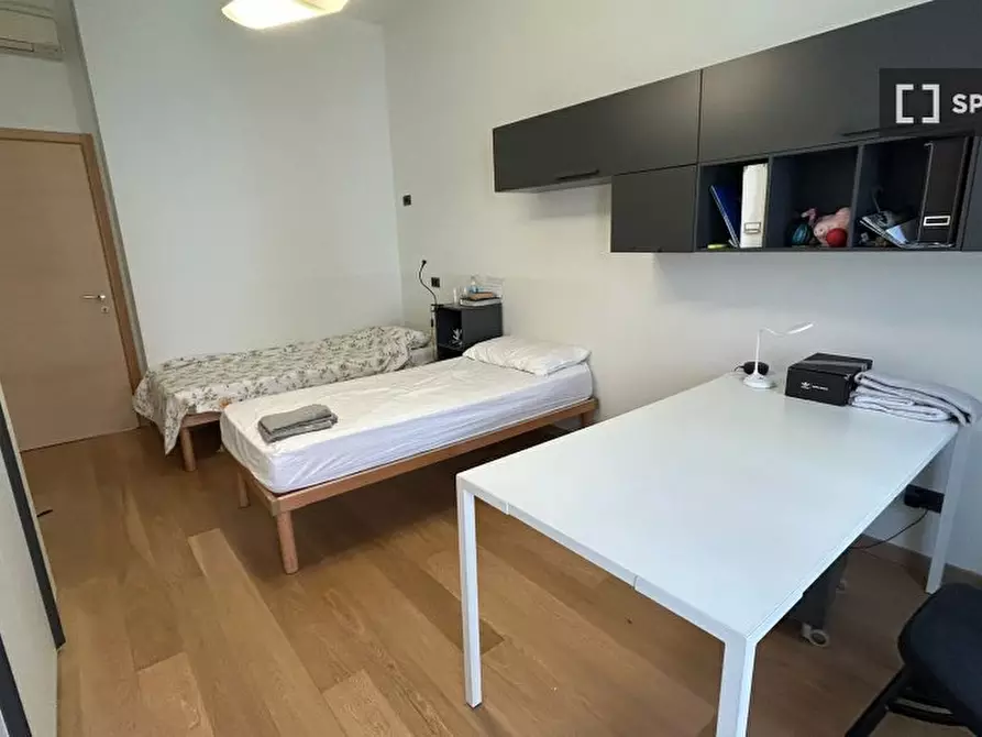 Immagine 1 di Camera condivisa in affitto  in Via Alfonso Lamarmora a Milano