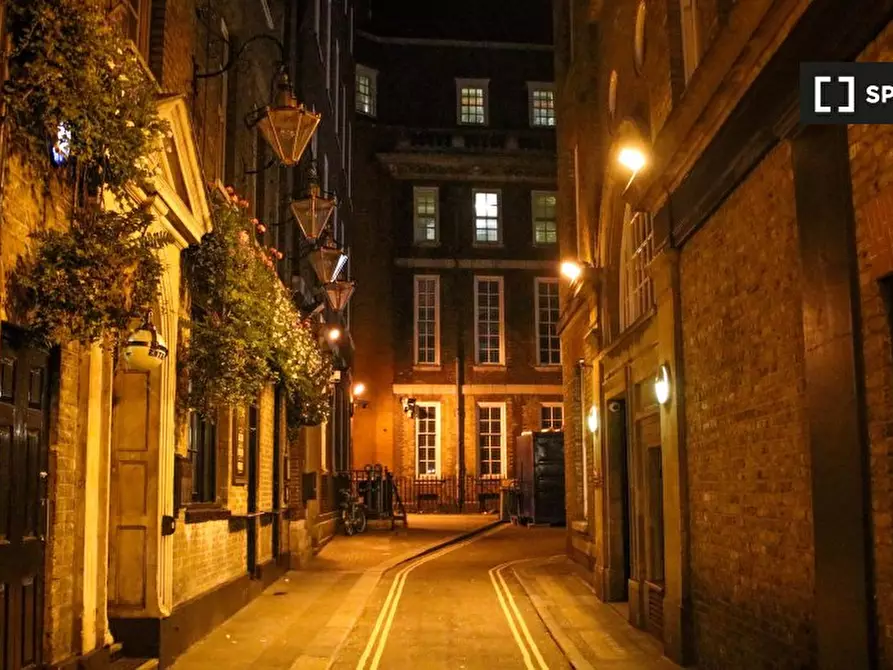 Immagine 3 di Appartamento in affitto  in Whitehall a 