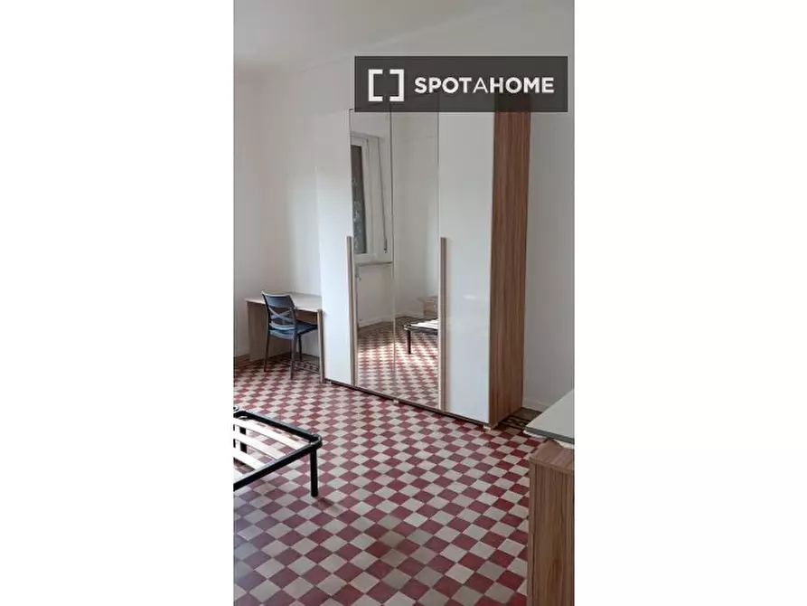 Immagine 3 di Camera condivisa in affitto  in Via Goffredo Mameli a Milano