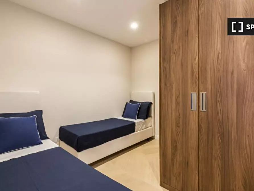 Immagine 17 di Appartamento in affitto  in Via Pietrapiana a Firenze