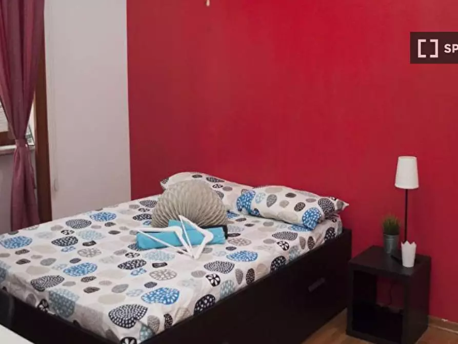 Immagine 3 di Camera condivisa in affitto  in Via Andrea Costa a Milano