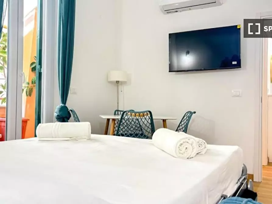 Immagine 13 di Appartamento in affitto  in Via Cerveteri a Roma