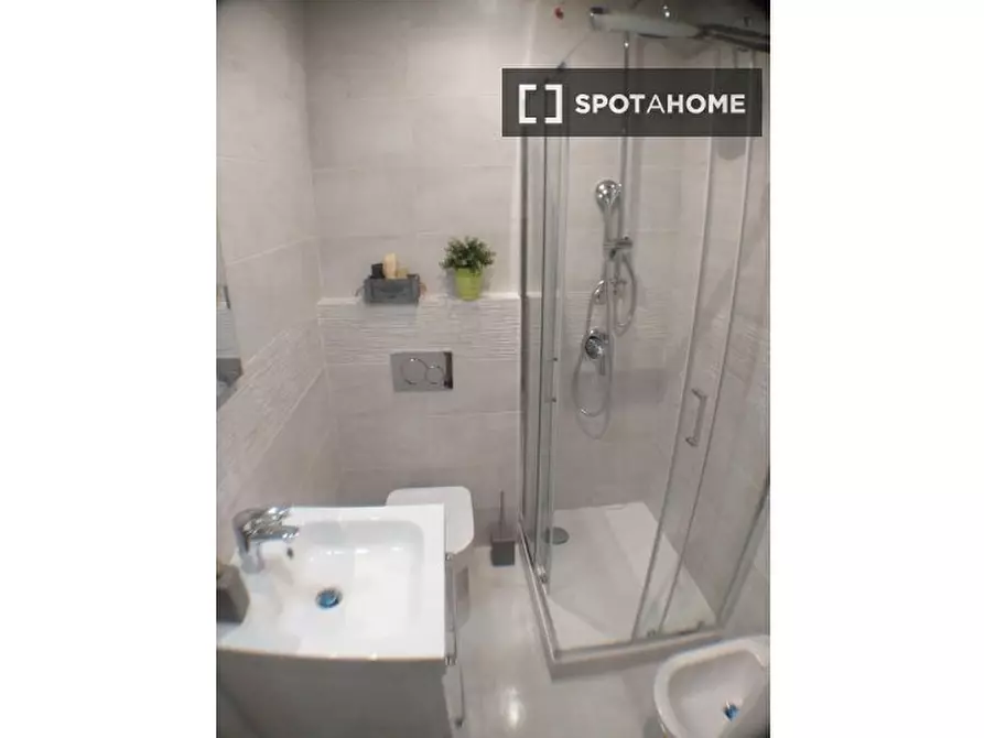 Immagine 5 di Ufficio in affitto  in Via della Chiesa Rossa a Milano