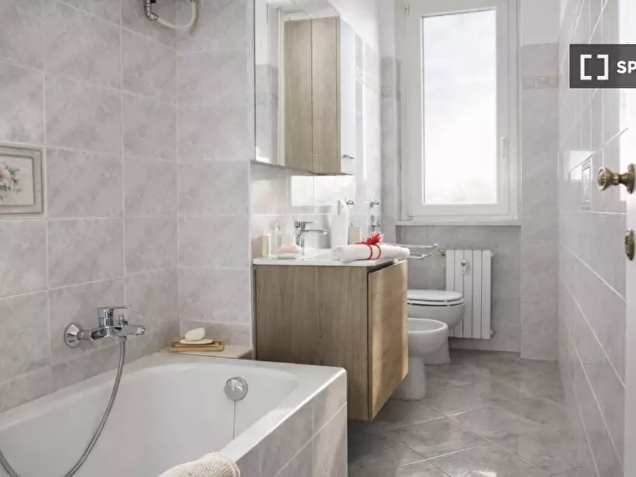 Immagine 5 di Appartamento in affitto  in Viale Cassala a Milano