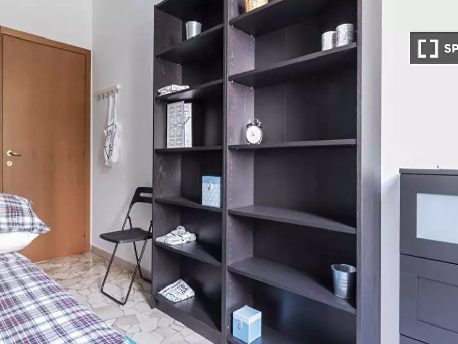 Immagine 7 di Camera condivisa in affitto  in VIA PISANELLO a Milano