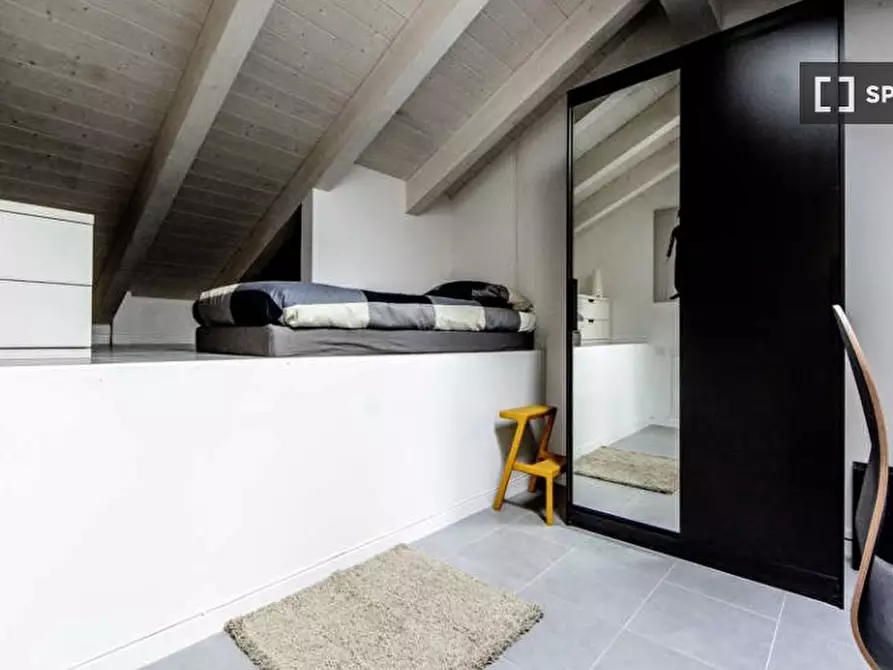 Immagine 14 di Camera condivisa in affitto  in Via Oreste Regnoli a Bologna