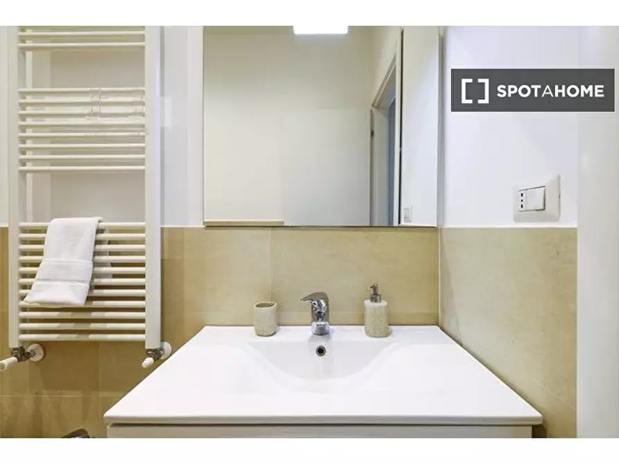 Immagine 7 di Appartamento in affitto  in Via Felice Casati a Milano