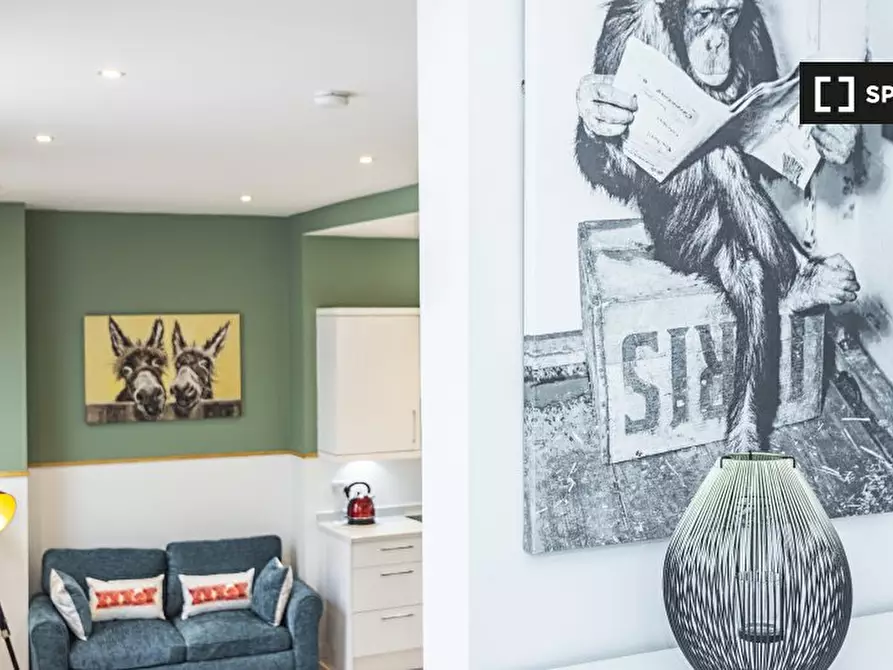 Immagine 11 di Ufficio in affitto  in Iverson Rd a Camden Town