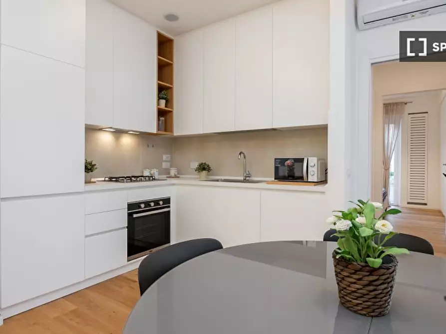 Immagine 6 di Appartamento in affitto  in Via Appiano a Roma