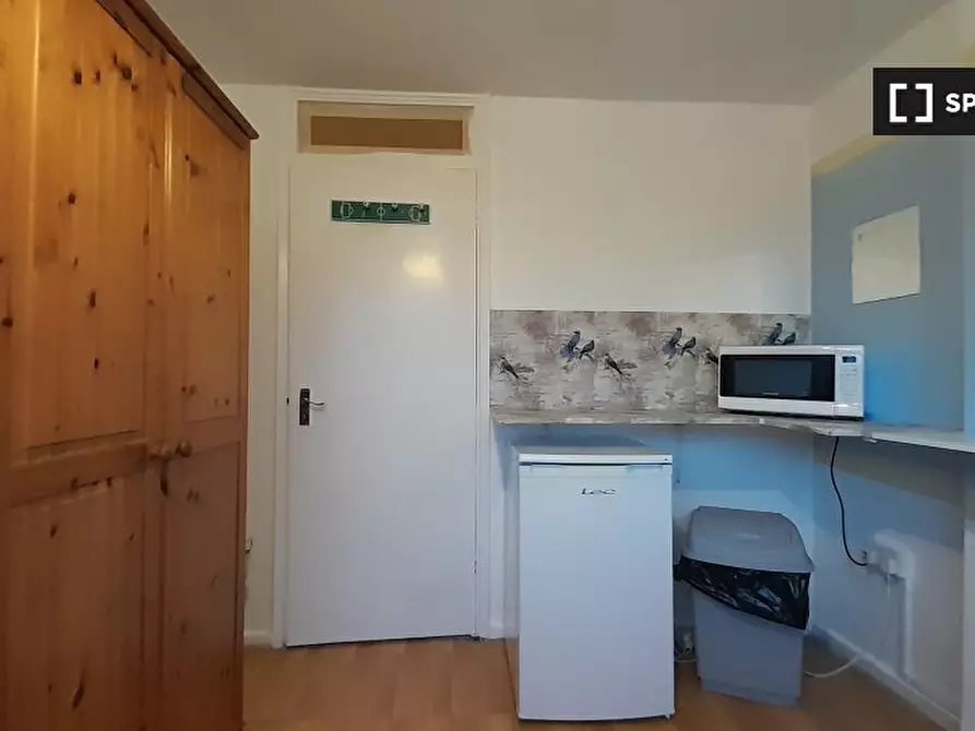 Immagine 5 di Camera condivisa in affitto  in Bramble Cl a Croydon