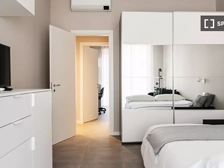 Immagine 11 di Appartamento in affitto  in Via Antonio Bazzini a Milano