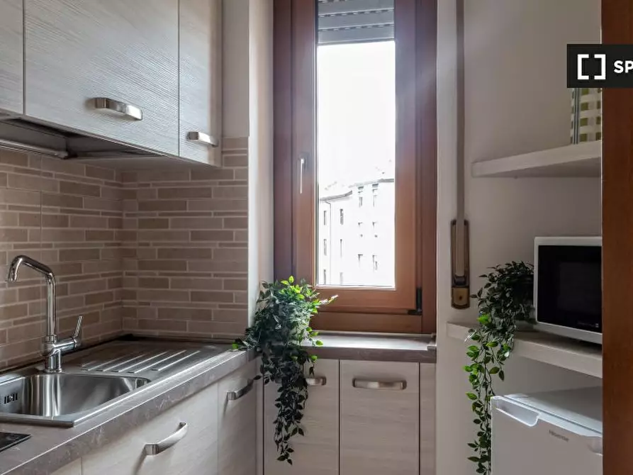 Immagine 15 di Appartamento in affitto  in Via Valassina a Milano