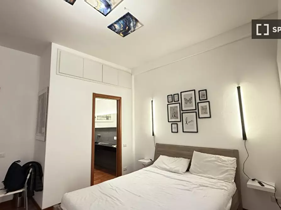 Immagine 2 di Camera condivisa in affitto  in Via Giacomo Barzellotti a Roma