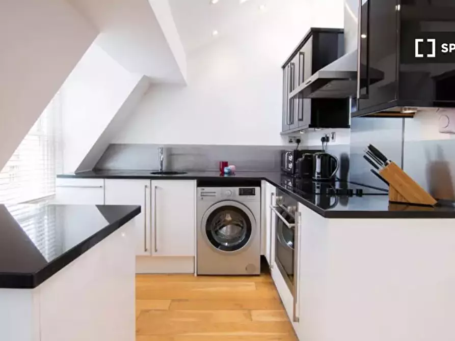 Immagine 3 di Appartamento in affitto  in Waldemar Ave, Fulham, London SW6 5LB, UK a Hammersmith