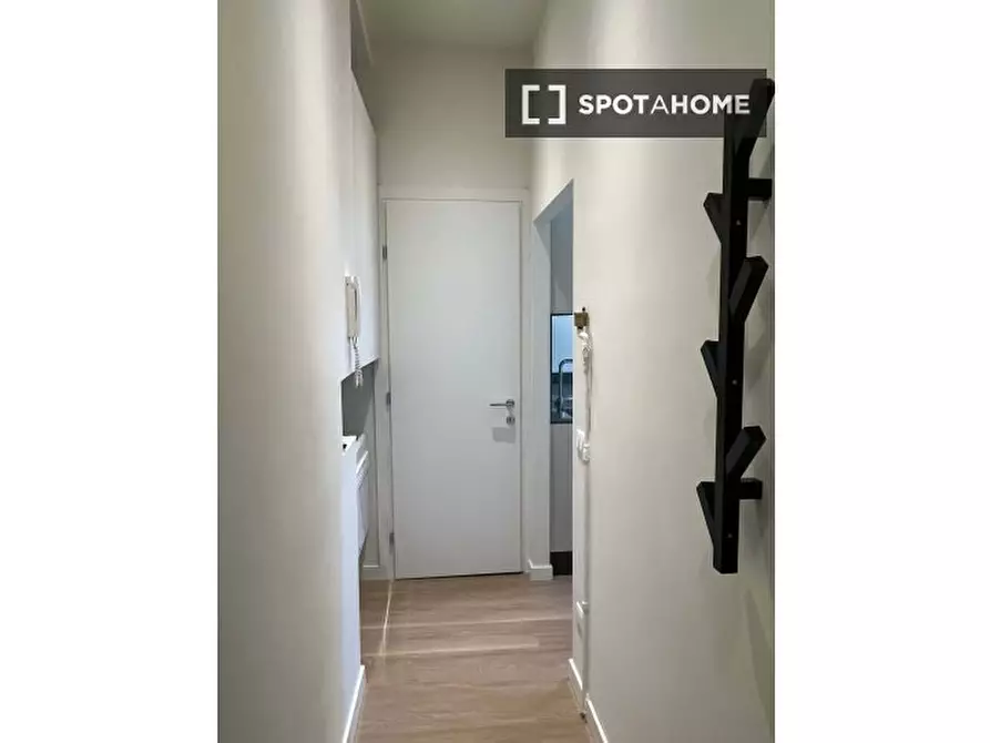 Immagine 3 di Ufficio in affitto  in Via Bartolomeo Eustachi a Milano