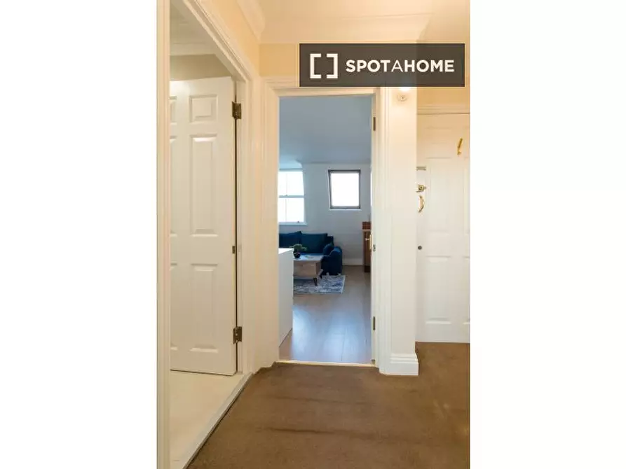 Immagine 9 di Appartamento in affitto  in flat a 