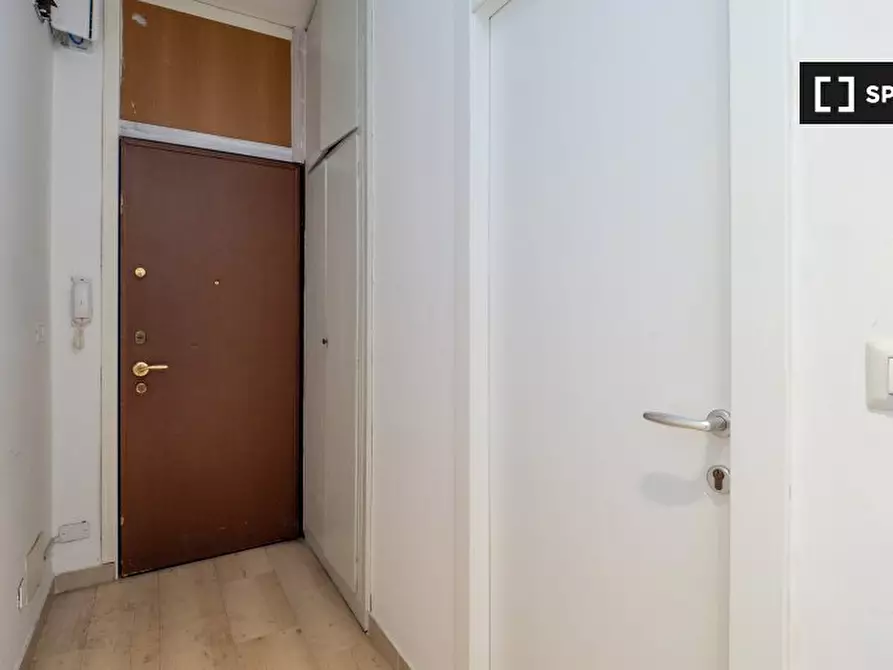 Immagine 13 di Camera condivisa in affitto  in Via Fratelli Rosselli a Milano