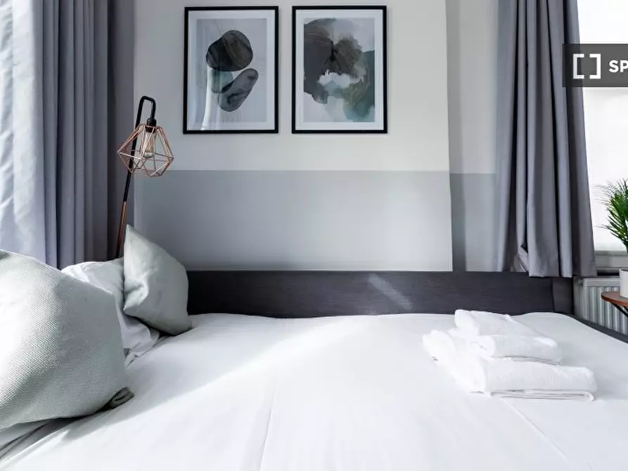 Immagine 18 di Appartamento in affitto  in Apartment a Kensington