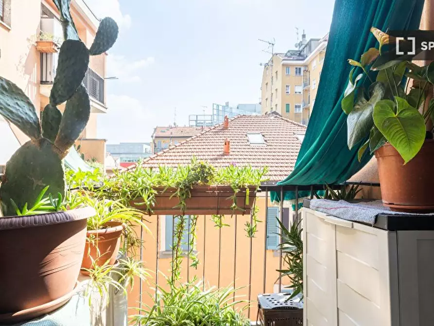 Immagine 3 di Ufficio in affitto  in Via Bergognone a Milano