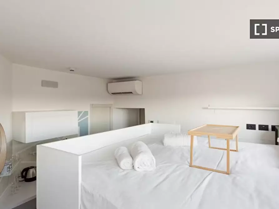 Immagine 6 di Ufficio in affitto  in Corso Magenta a Milano