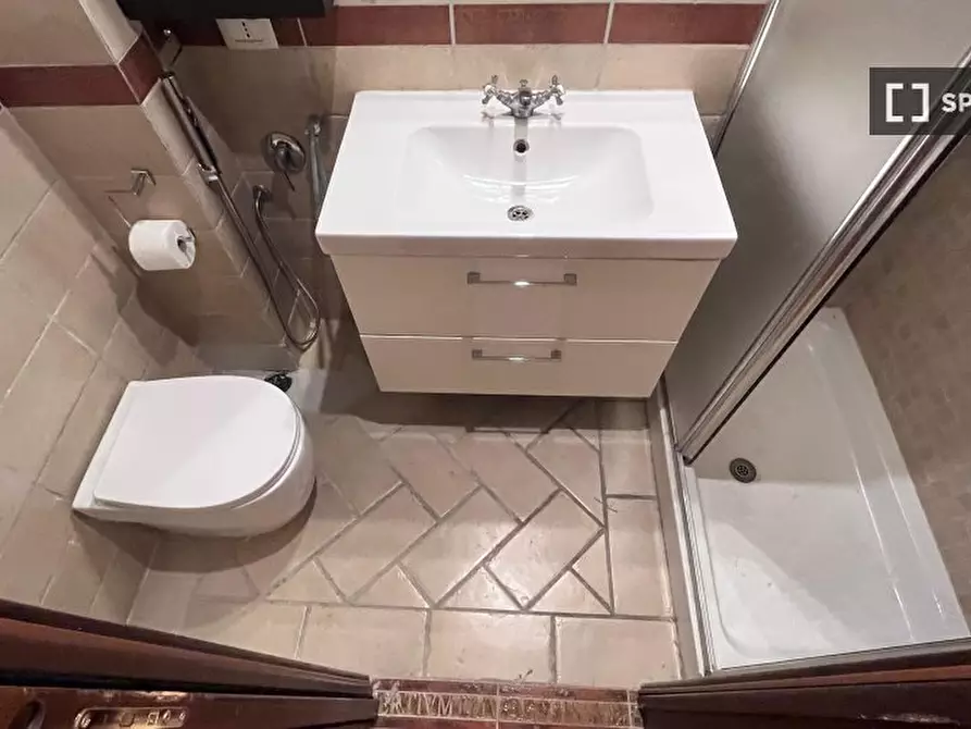 Immagine 11 di Camera condivisa in affitto  in Via Cincinnato, 00175 Roma RM, Italy a Roma