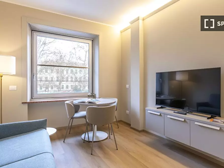 Immagine 1 di Appartamento in affitto  in Corso Sempione a Milano