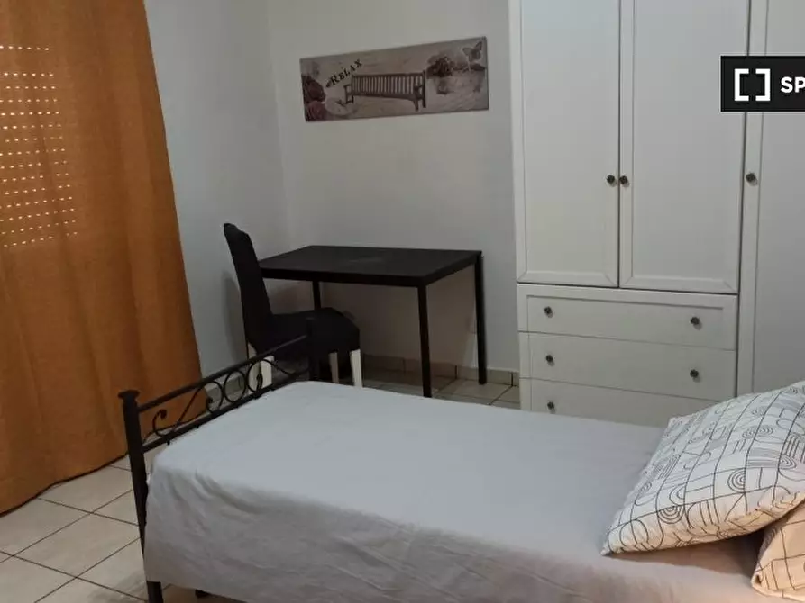 Immagine 4 di Camera condivisa in affitto  in Via Fraconalto a Roma