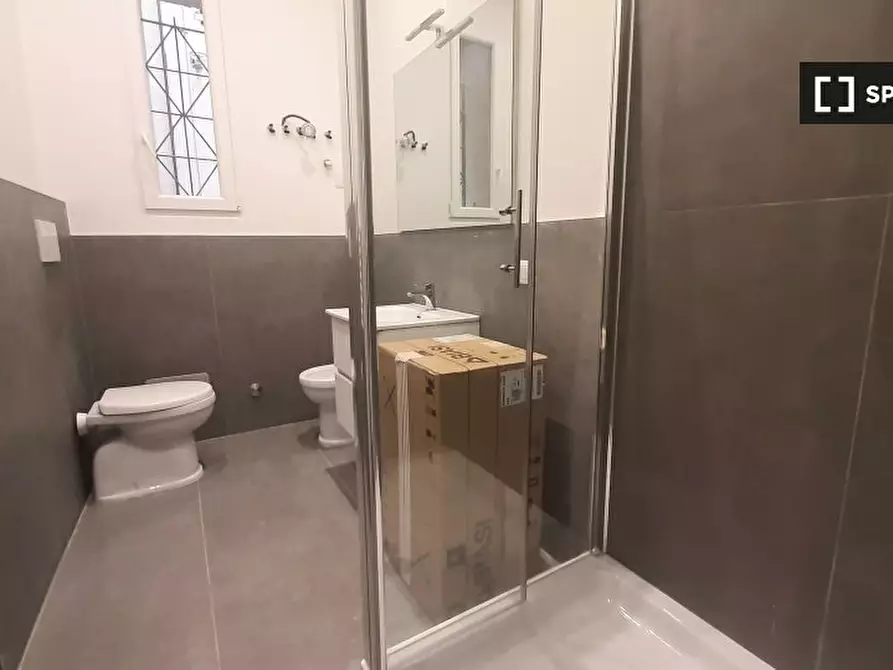 Immagine 8 di Appartamento in affitto  in Via Firenze a Roma