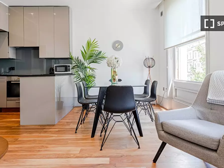 Immagine 2 di Appartamento in affitto  in Apartment a Kensington