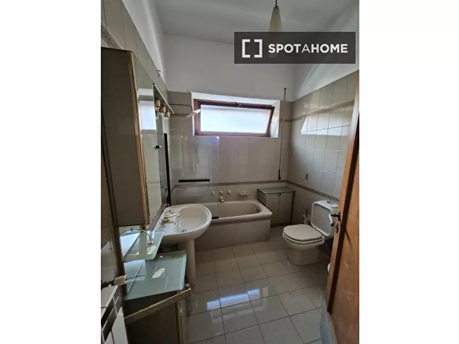 Immagine 2 di Appartamento in affitto  in Via di S. Pancrazio a Roma