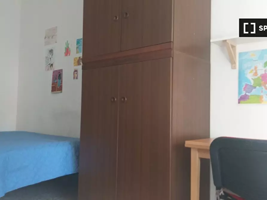 Immagine 4 di Camera condivisa in affitto  in Via Teodolfo Mertel a Roma