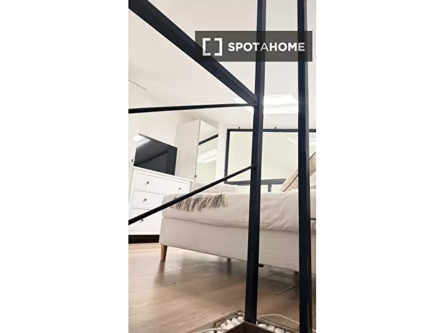 Immagine 13 di Ufficio in affitto  in Viale Belfiore a Firenze