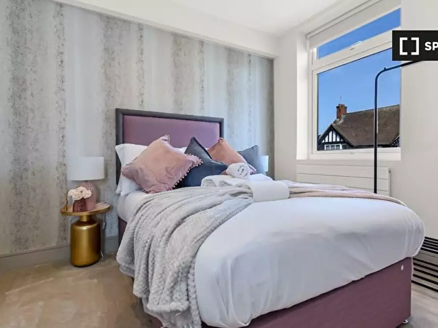 Immagine 11 di Appartamento in affitto  in Flat Goldman House - 122 Wembley Park drive HA9 8HP a Brent