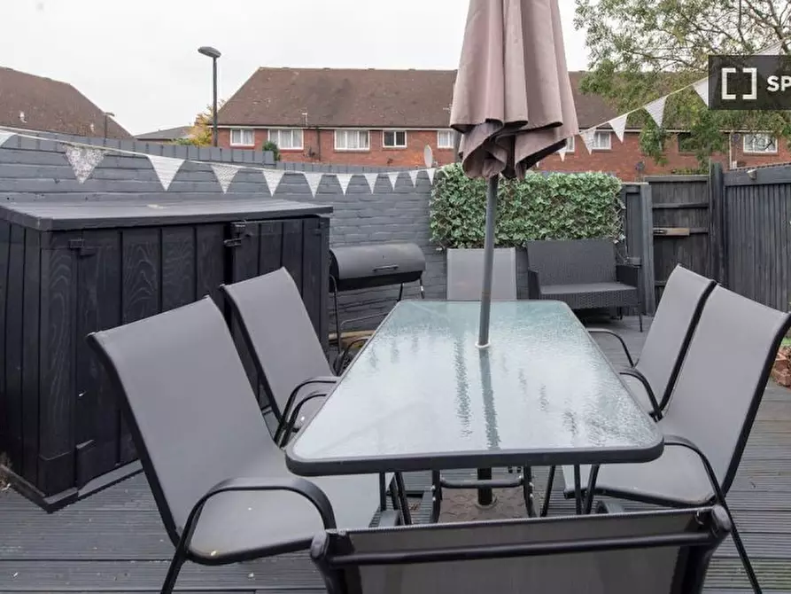 Immagine 18 di Appartamento in affitto  in Radnor Rd a Camberwell