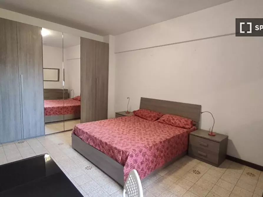 Immagine 3 di Camera condivisa in affitto  in Via Giuseppe Veronese a Roma