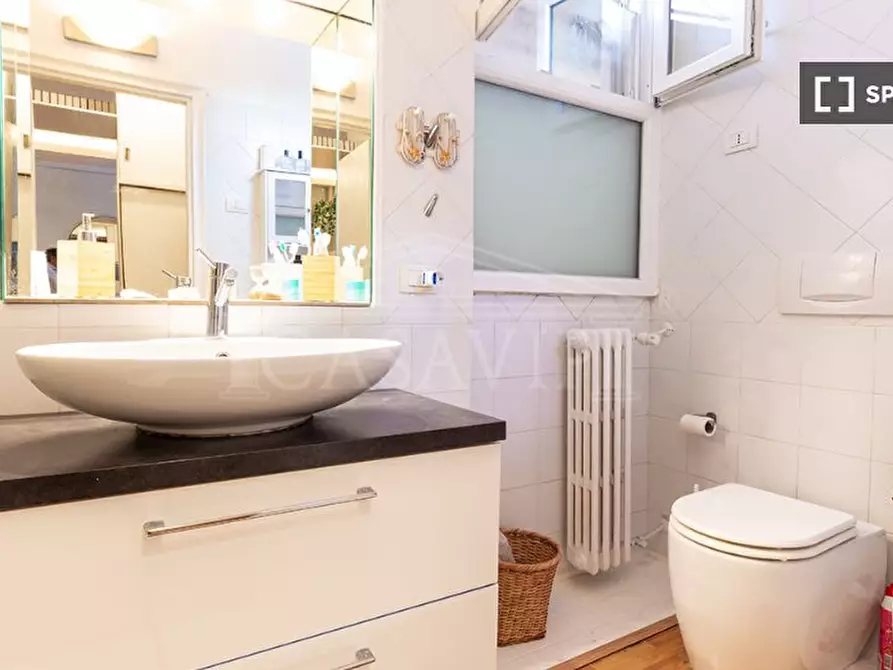 Immagine 11 di Camera condivisa in affitto  in Viale Bruno Buozzi a Roma