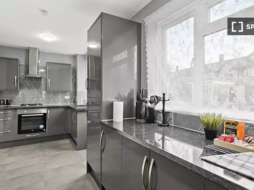 Immagine 3 di Appartamento in affitto  in Felixstowe Rd a Eltham