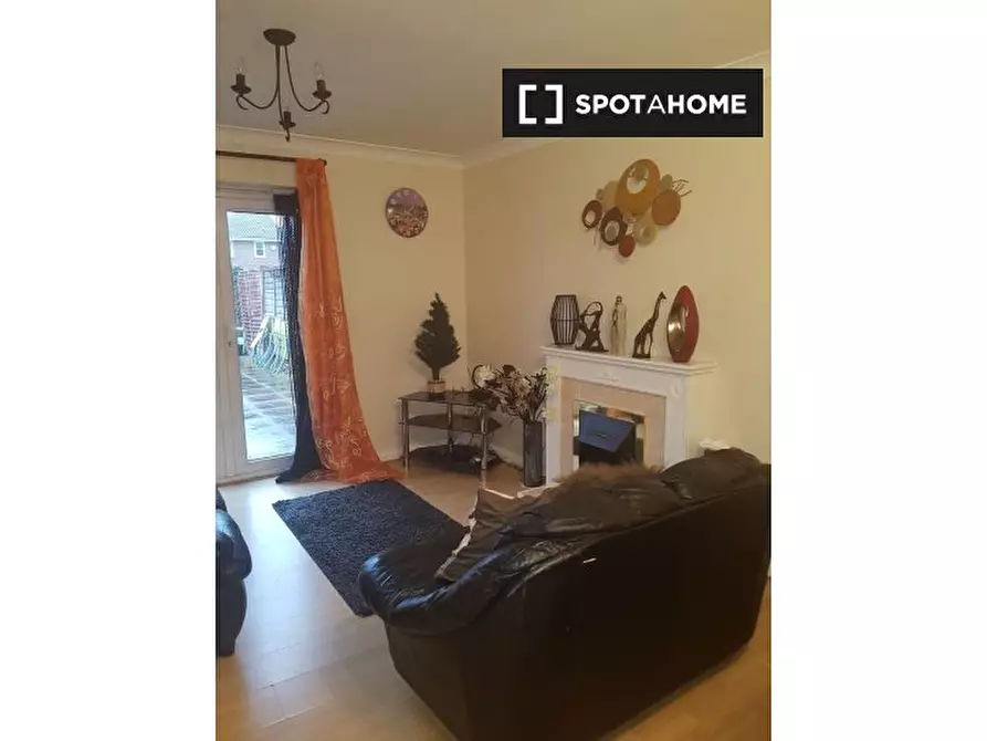Immagine 11 di Camera condivisa in affitto  in Tollgate Dr a Hillingdon