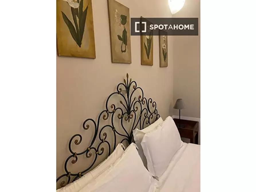 Immagine 7 di Appartamento in affitto  in Piazza San Giovanni In Laterano a Roma