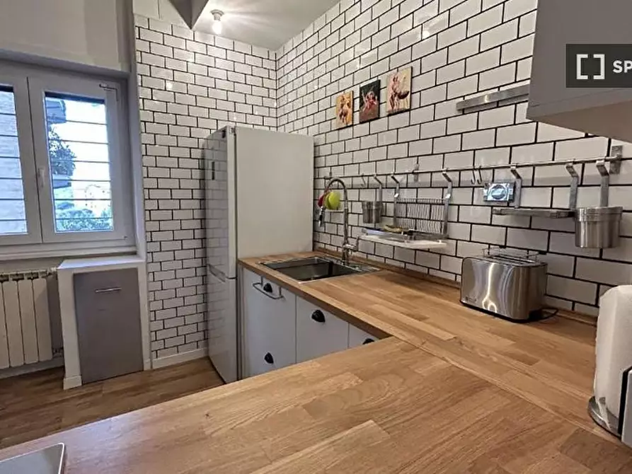 Immagine 6 di Appartamento in affitto  in Via Novacella a Roma