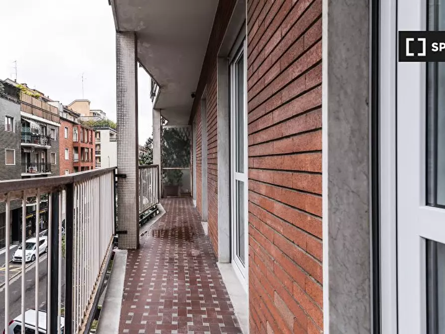 Immagine 12 di Camera condivisa in affitto  in Via Francesco de Sanctis a Milano