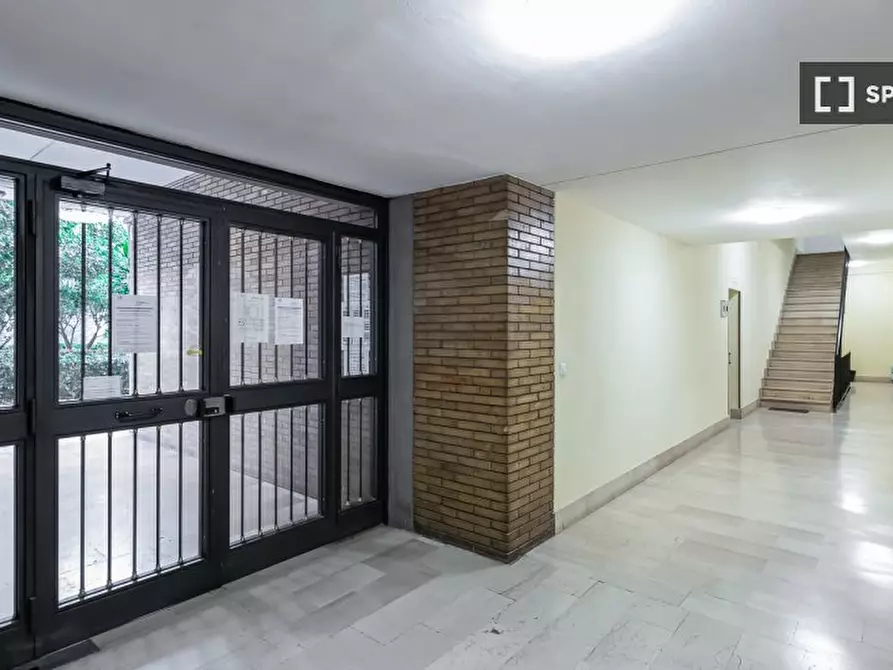 Immagine 14 di Camera condivisa in affitto  in Via Ostiense a Roma