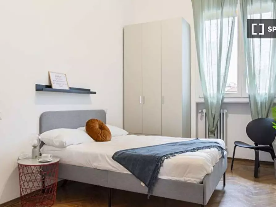 Immagine 1 di Camera condivisa in affitto  in Via Francesco Reina a Milano